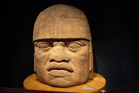  The Enigma of Olmec Colossal Heads: Deciphering the Secrets Etched in Stone?